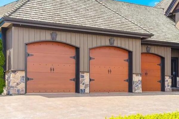 mbracing Ease: The Smart Garage Door Revolution in Everyday Living